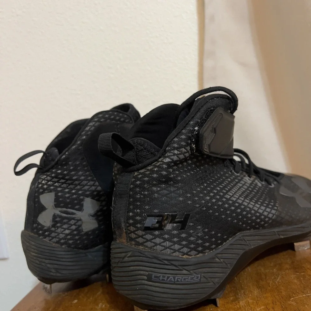 Under Armour Mens Harper One Baseball Soccer Cleats Black Sand‎ Strap Size 8M US